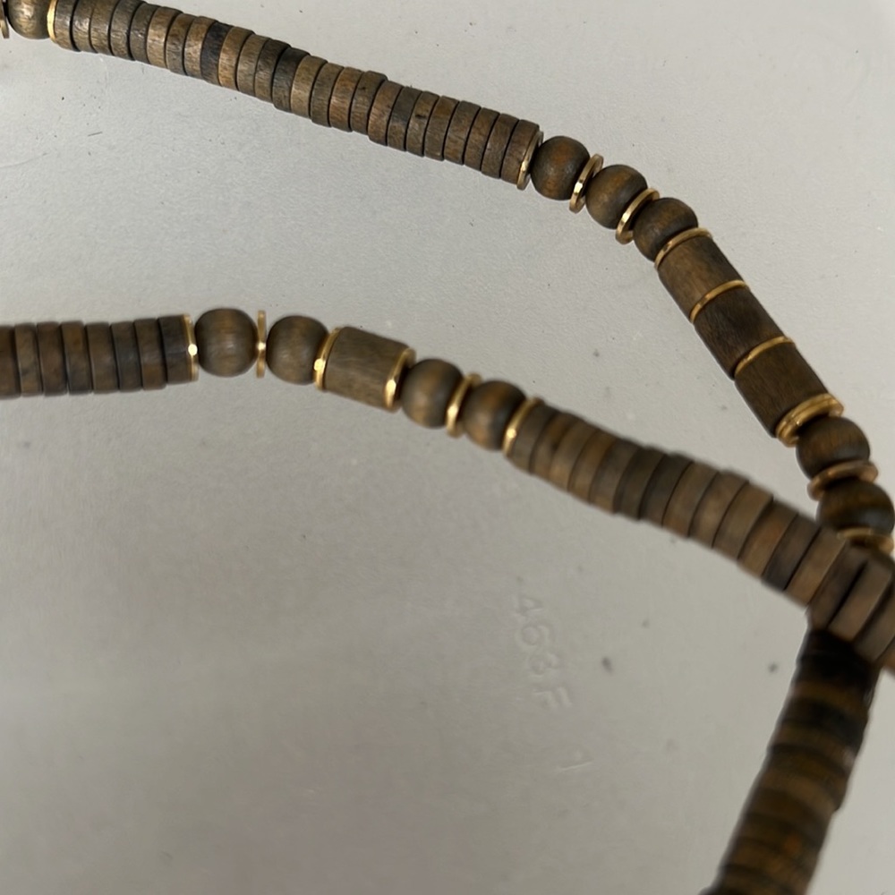 Pula Shell Necklace - Picture 4 of 6